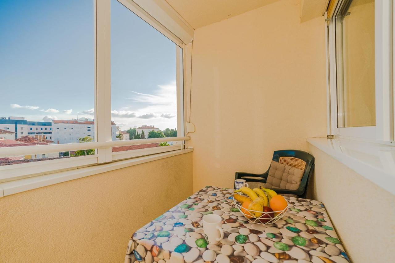 Apartment Mihaela Zadar Exterior photo
